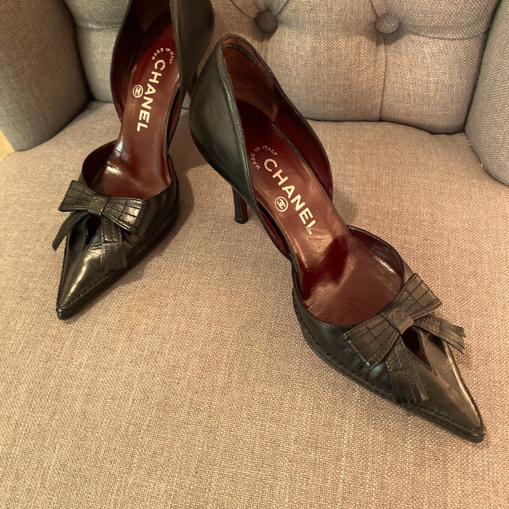 Chanel,  Heels, used in good condition. Size 6.